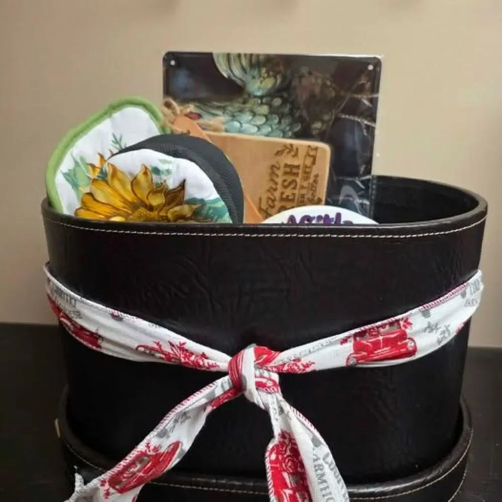 Farmhouse Chicken Kitchen Gift Basket County Fair Livestock Buyers Gift Basket